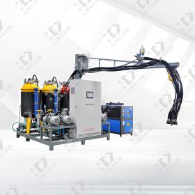 三組份聚氨酯高壓發(fā)泡機(jī)